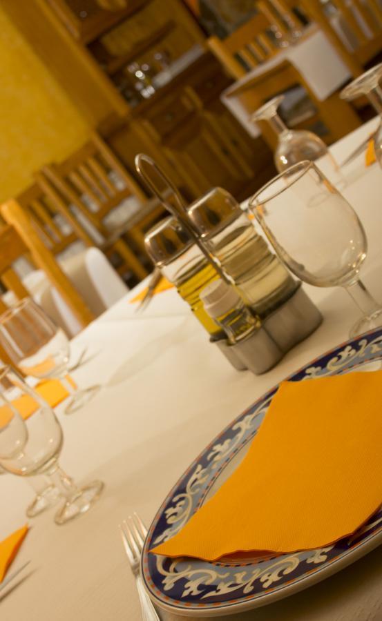 Hostal El Bodegon Ateca Zewnętrze zdjęcie