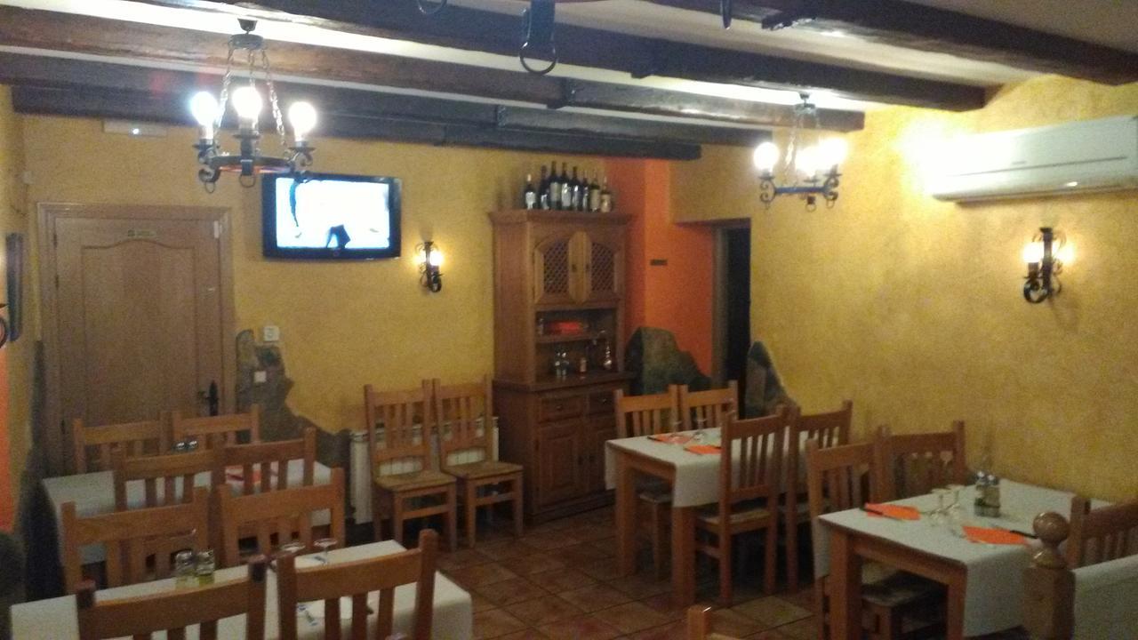 Hostal El Bodegon Ateca Zewnętrze zdjęcie
